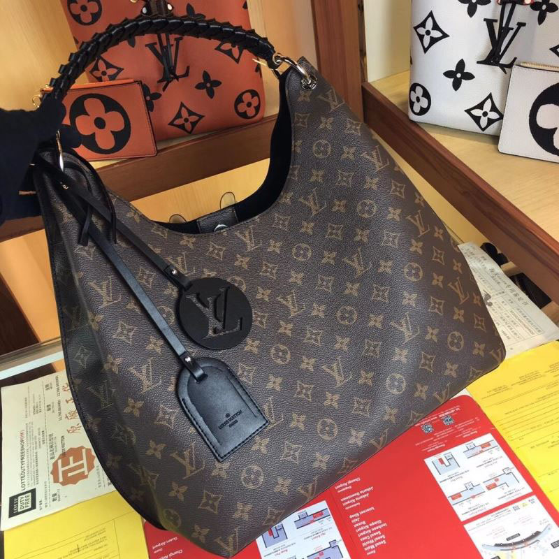 Louis Vuitton Hobo Bags